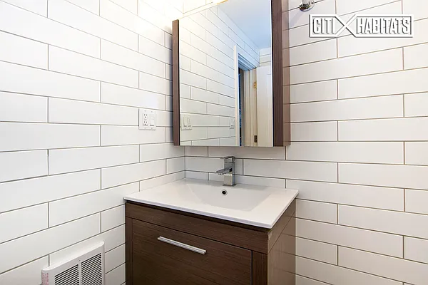 Rented by Citi Habitats | media 46