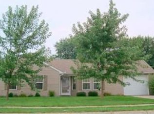 500 Locust Ln, Centerville, IN 47330