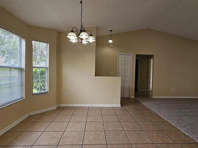 10368 Lansfield St — Photo 14