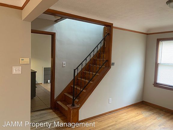 5th image of 13914 West Ave