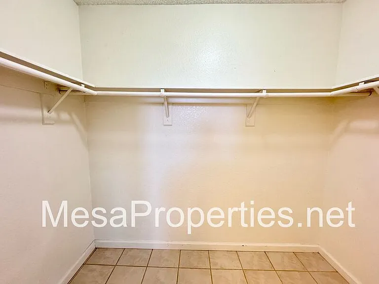13667 Gemini St — Photo 9