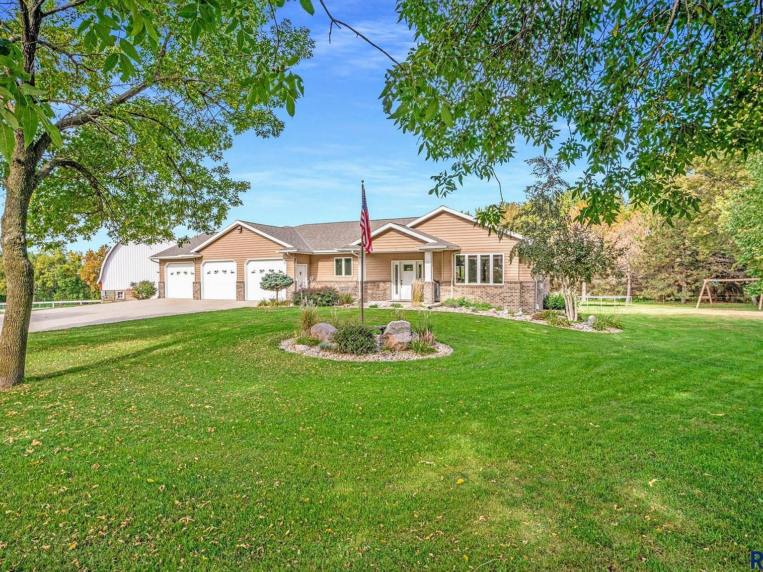 867 State Highway 23, Beaver Creek, MN 56116 MLS 22303621 Zillow