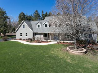 3896 Leonard Point Rd, Oshkosh, WI 54904