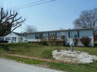 10 Maple St, Jacobus, PA 17407