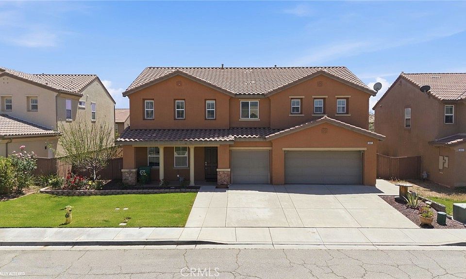 1st image of 1447 Daffodil Way