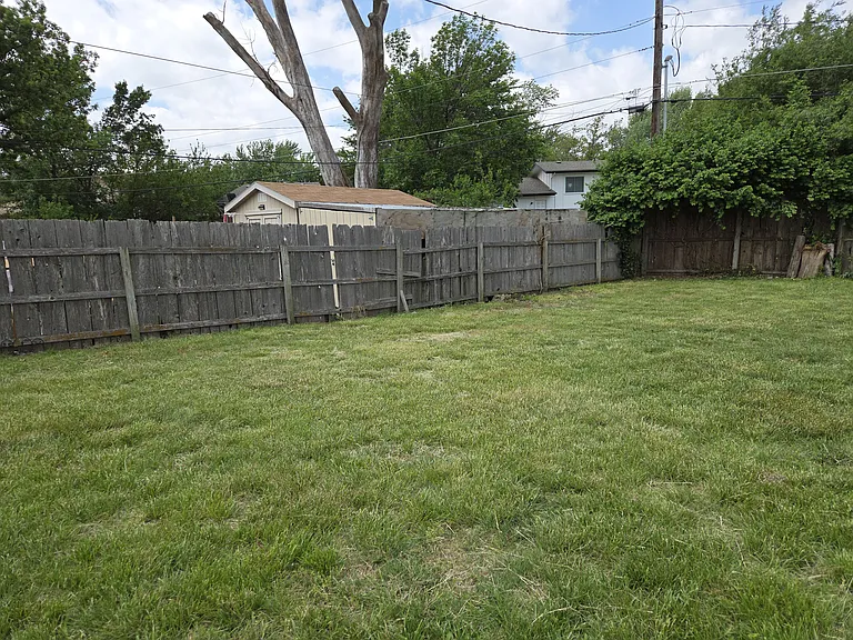 2225 N Farmstead St — Photo 22