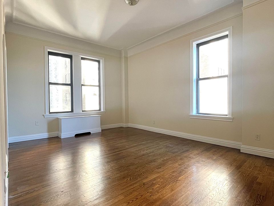 1st image of 2350 Broadway APT 734