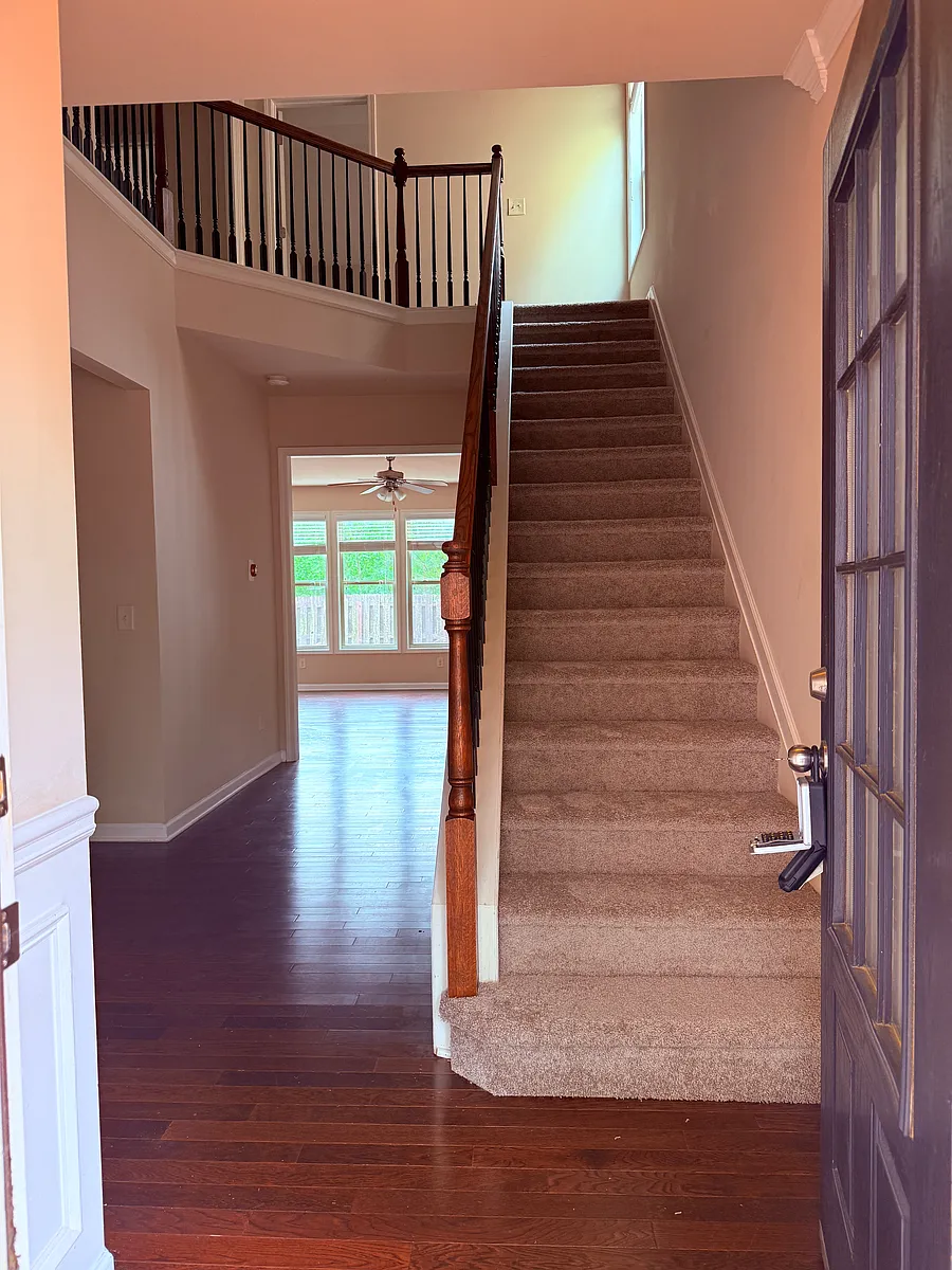 Building Photo - 2555 Wentwood Ct
