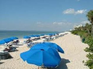 100 Lambiance Cir #1-101, Naples, FL 34108
