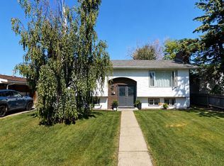 1112 87th St NW, Edmonton, AB T6K 1Y1