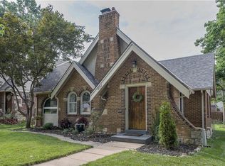 221 E 74th St, Kansas City, MO 64114