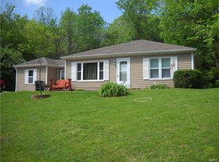 311 Center Dr, Caseyville, IL