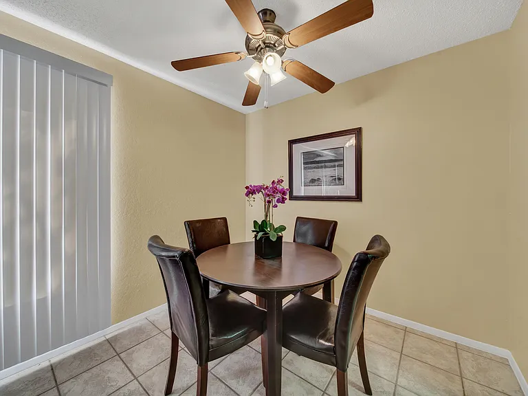 Vista Ventana Apartments — Photo 28