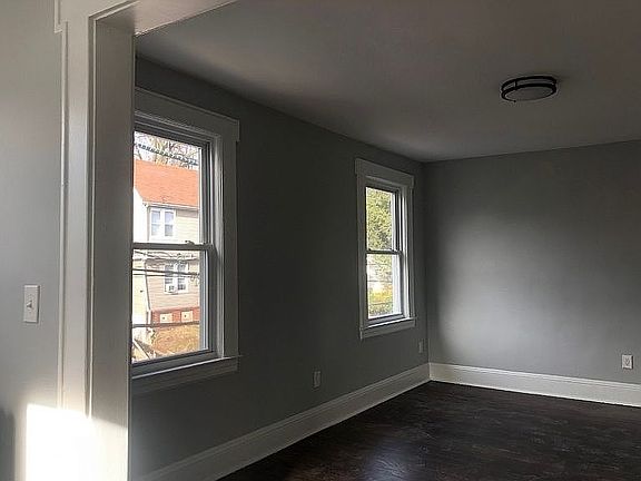 3rd image of 328-330 Smith St