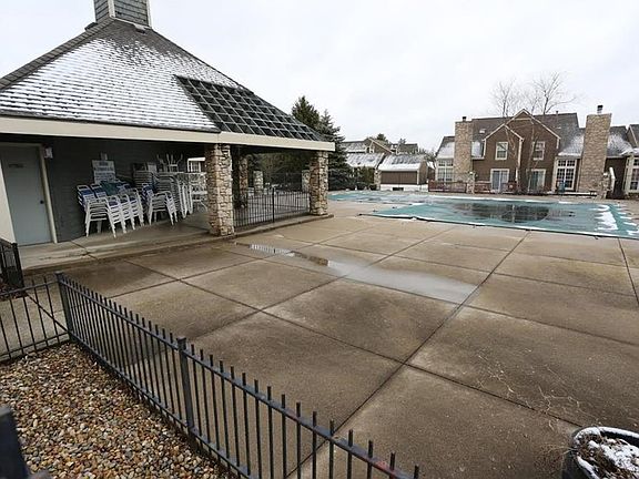 5th image of 4760 Stansbury Ln