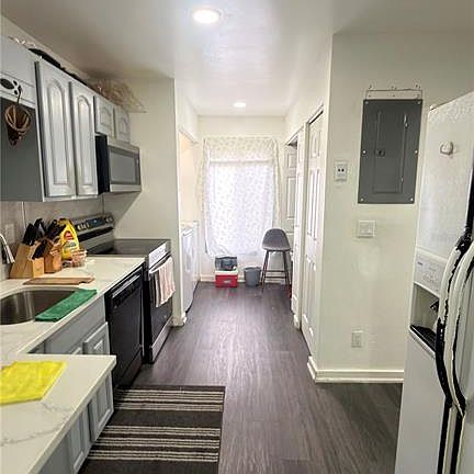 4th image of 5304 INDIAN CREEK DRIVE #D03