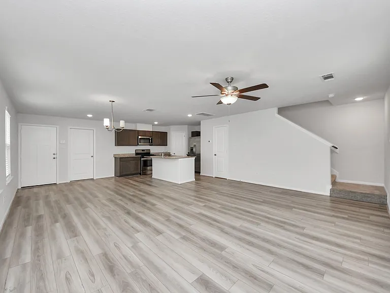 7027 Cedar Breeze Ct — Photo 33