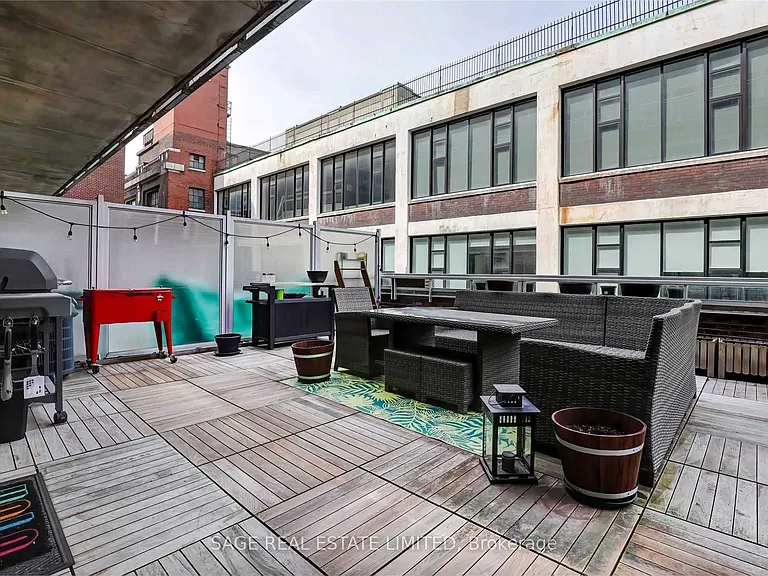 233 Carlaw Ave #509 — Photo 29
