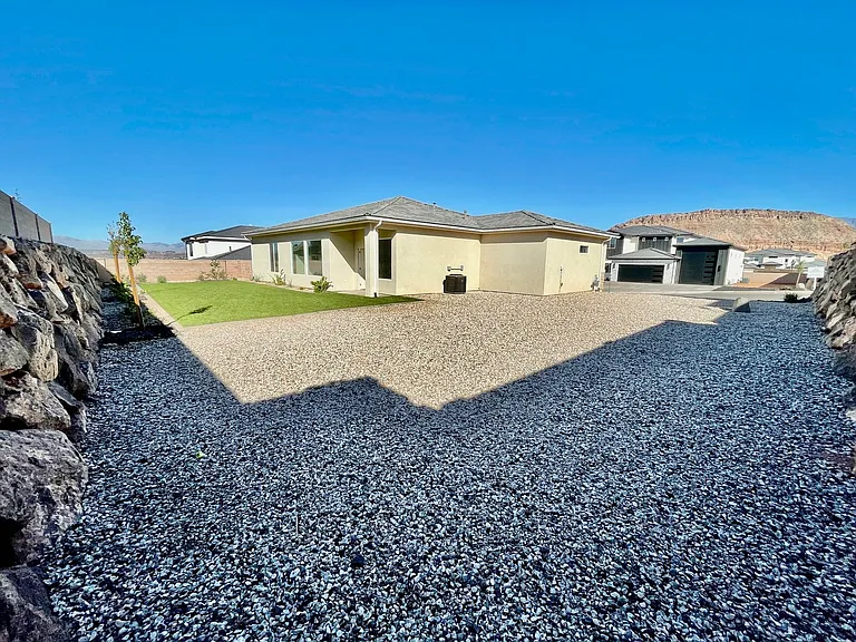 1436 E Centaurus Way — Photo 23