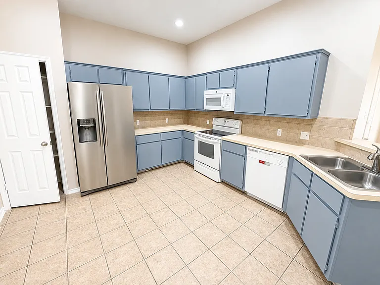 206 Dale Earnhardt Dr — Photo 6