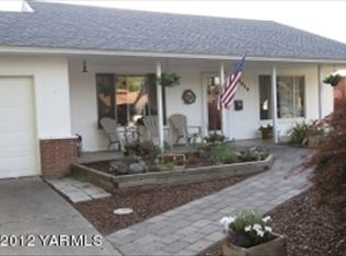 1012 S 31st Ave, Yakima, WA 98902