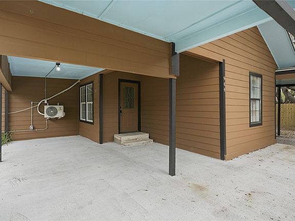 4th image of 944 S Lamont St