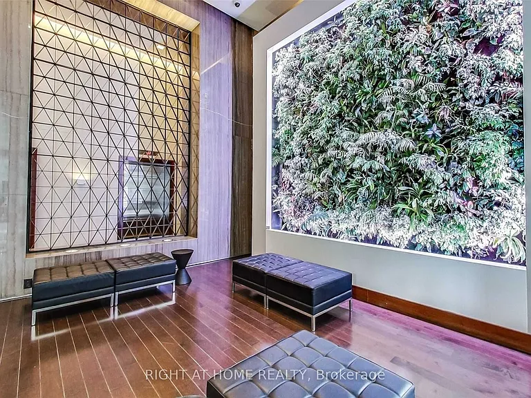 8 Mercer St #1903 — Photo 15