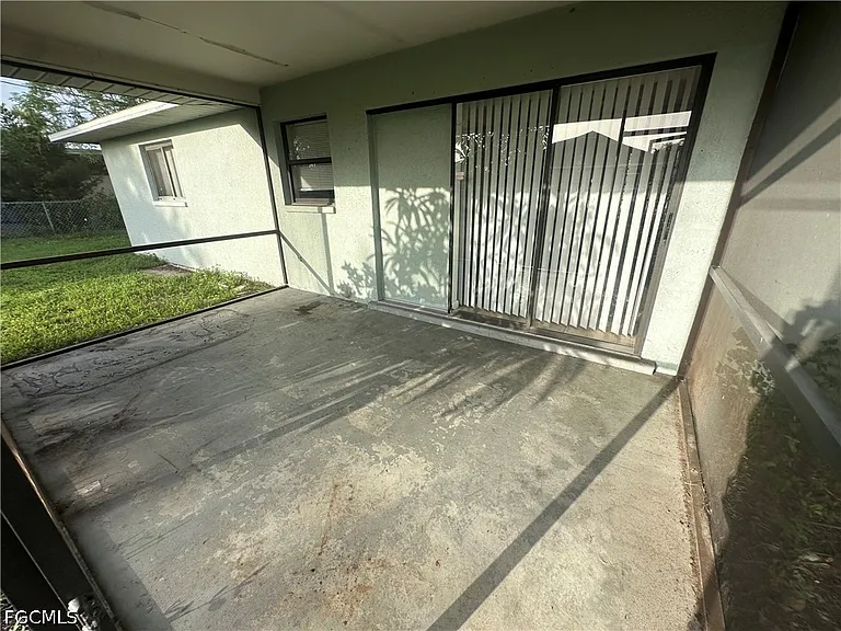 3822 SW 5th Pl — Photo 14