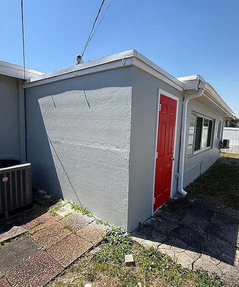 6911 SW 12th St — Photo 13