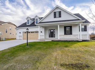 N50W19441 Tamarind Way, Menomonee Falls, WI 53051