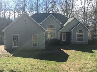 3732 Maple Forge Ln, Gainesville, GA 30504
