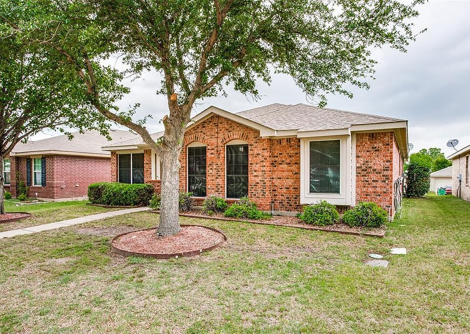 8921 Tumbleweed Dr, Crossroads, TX 76227 Zillow