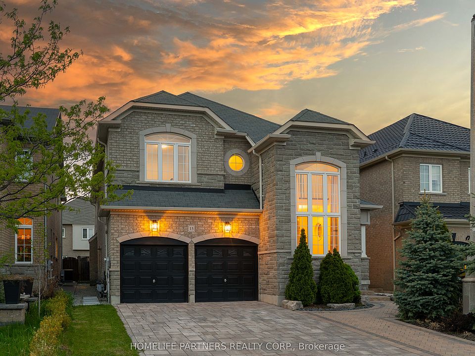 1st image of 15 Oakhaven Rd