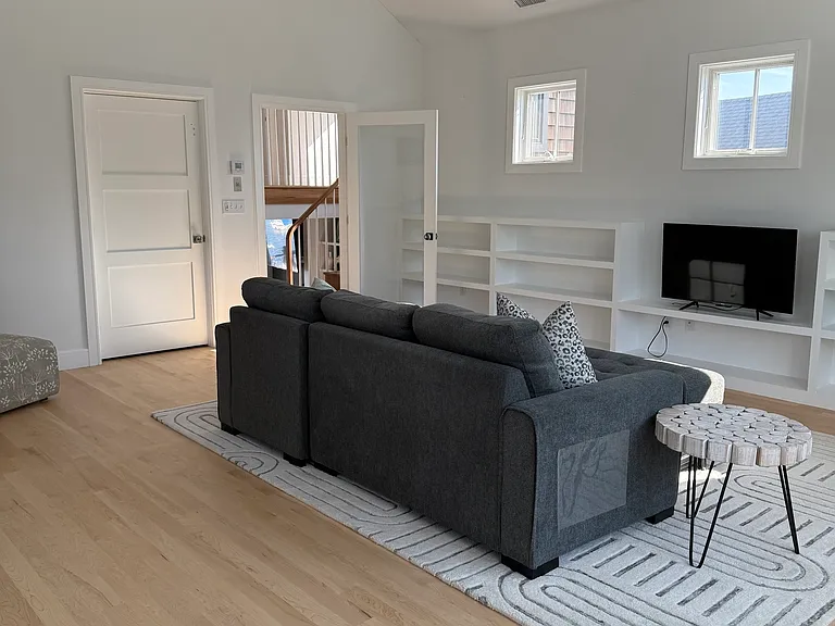 26 Summer Island Rd — Photo 14