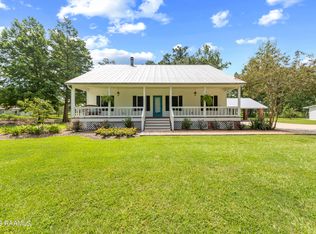 1105 Cyrus Dr, Saint Martinville, LA 70582