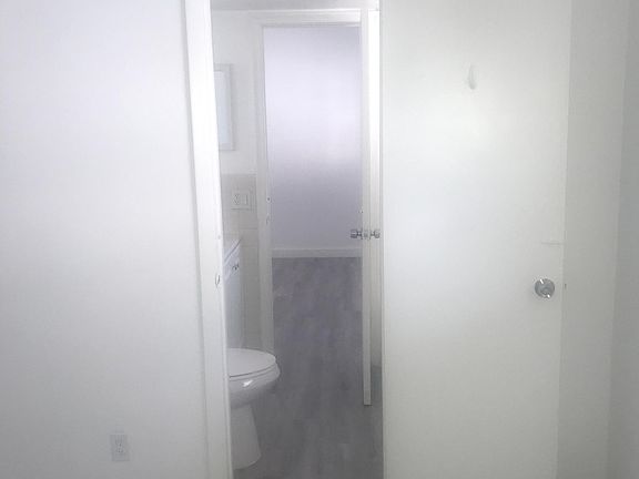 5th image of 190 SE 12th Ave #7B