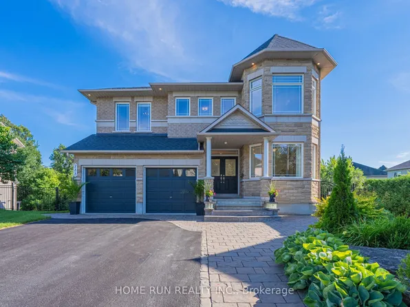 233 Marjan Cres, Ottawa, ON K2J 0N2