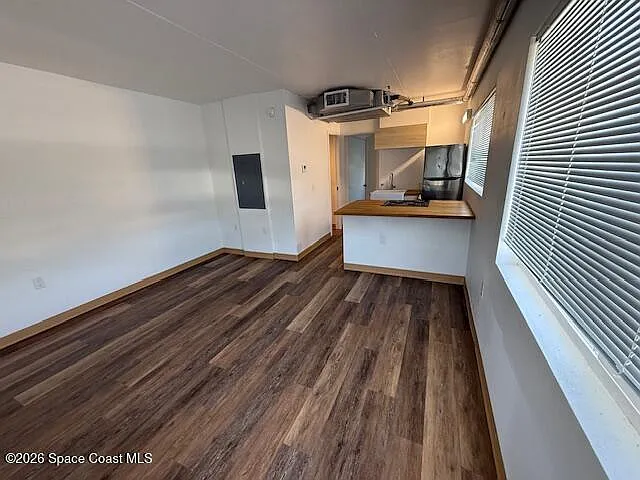 2421 Stone St #206 — Photo 8