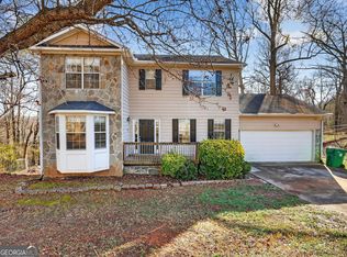 3968 Old Lantern Dr, Lithonia, GA 30038