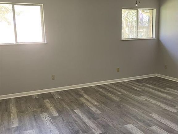 2nd image of 5750 Derby Ln