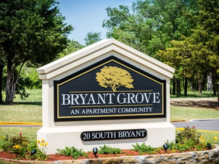 Bryant Grove Apartments — Photo 72