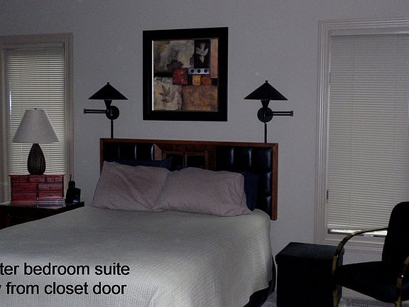 Master Bedroom Suite with Walk-in Closet, Spa Tub, Granite Double Vanity