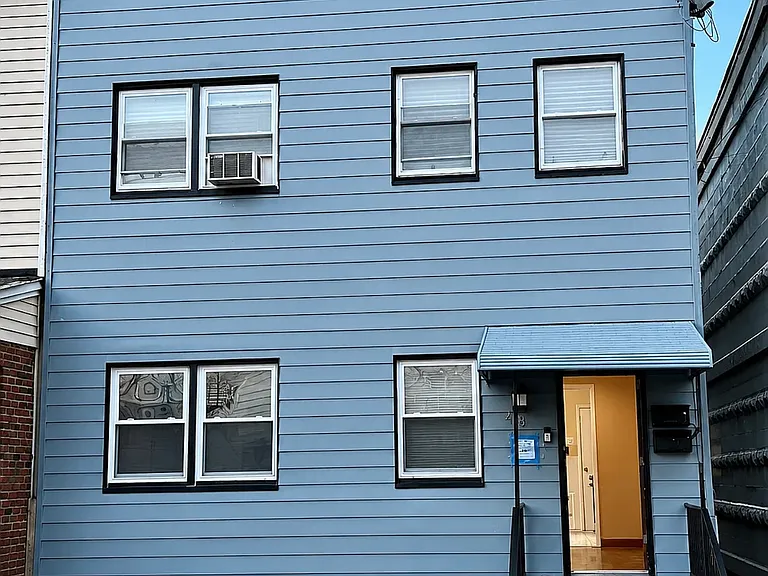 208 Sanford Ave #1 — Photo 1