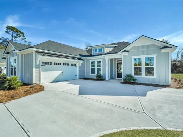 100 Bateau Dr, Saint Marys, GA 31558