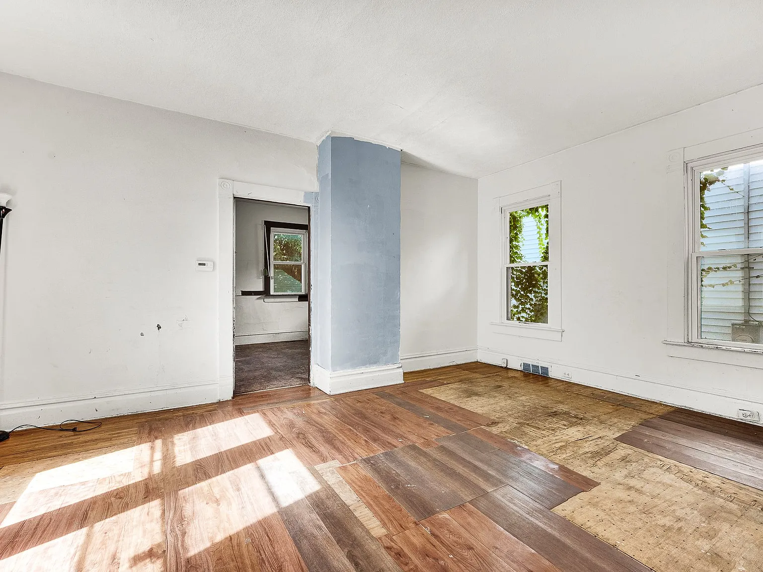 2711 N Dechman Ave - 1 — Photo 4
