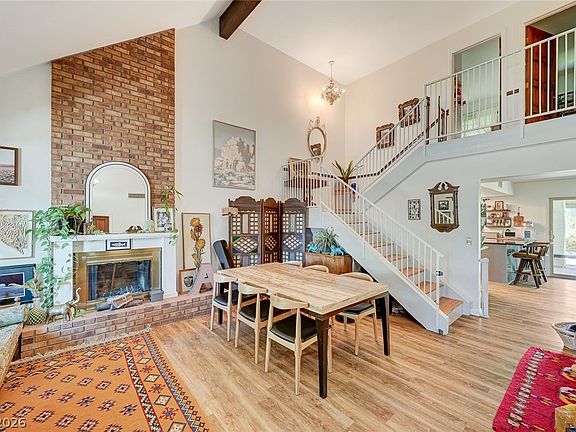 2nd image of 664 Otono Dr