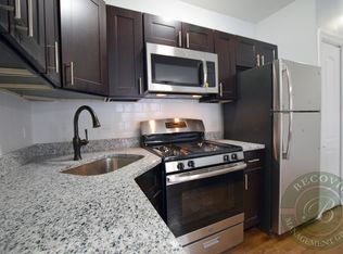 The Ashland Juneway, Chicago, IL 60626