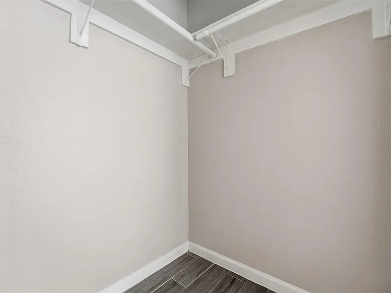 5667 Birchmont Dr #F — Photo 12