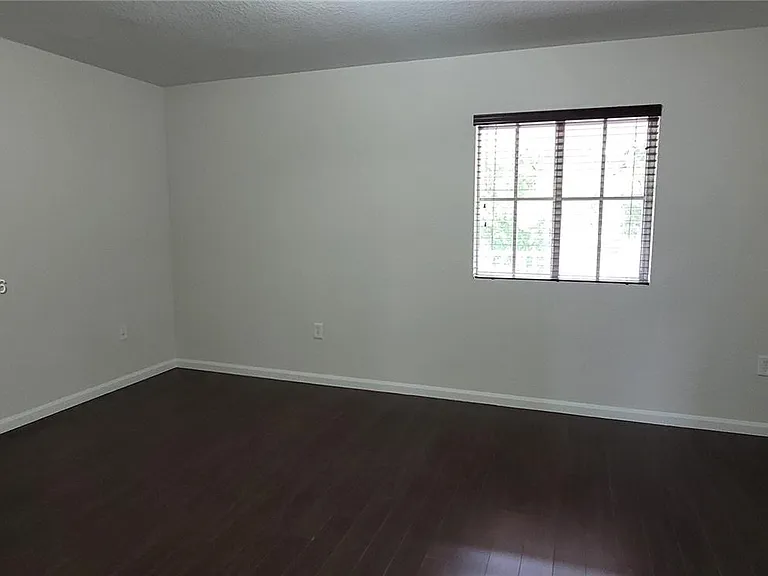 27300 SW 140th Psge — Photo 17