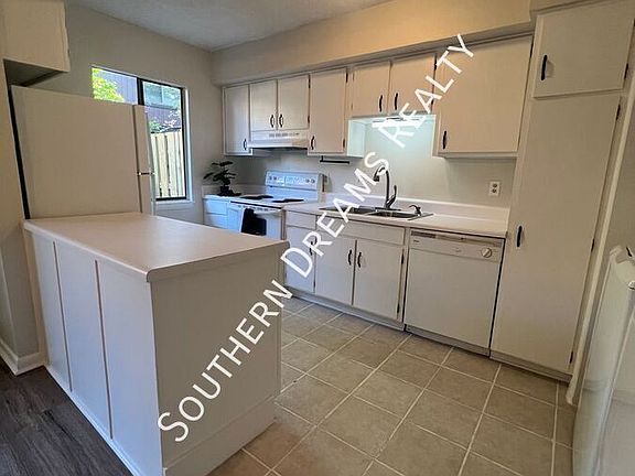 4th image of 6905 Cleaton Rd Unit F135